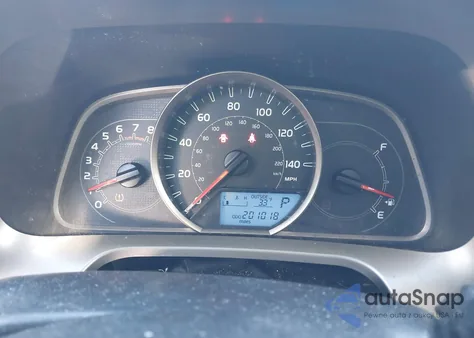 2013 Toyota Rav4 Xle z USA, uszkodzony, nr VIN JTMRFREV1DD012736